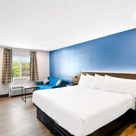 Econo Lodge Bethel - Danbury Kültér fotó