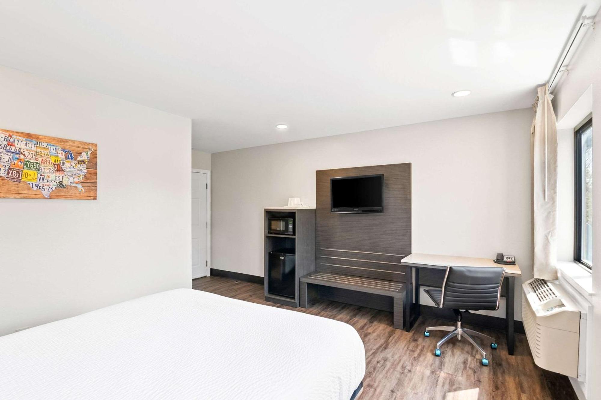 Econo Lodge Bethel - Danbury Kültér fotó