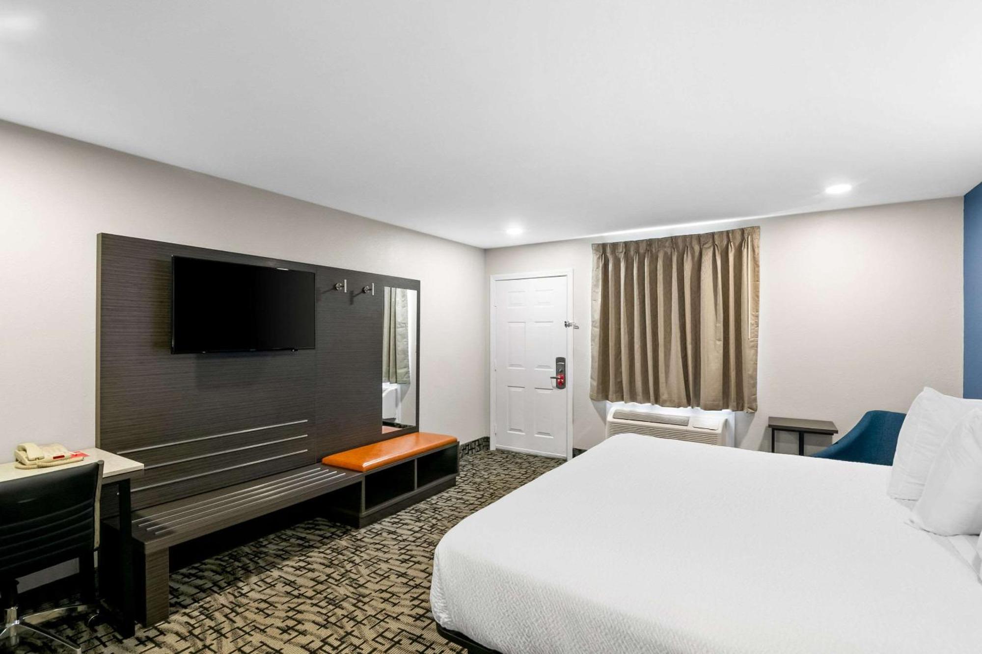 Econo Lodge Bethel - Danbury Kültér fotó