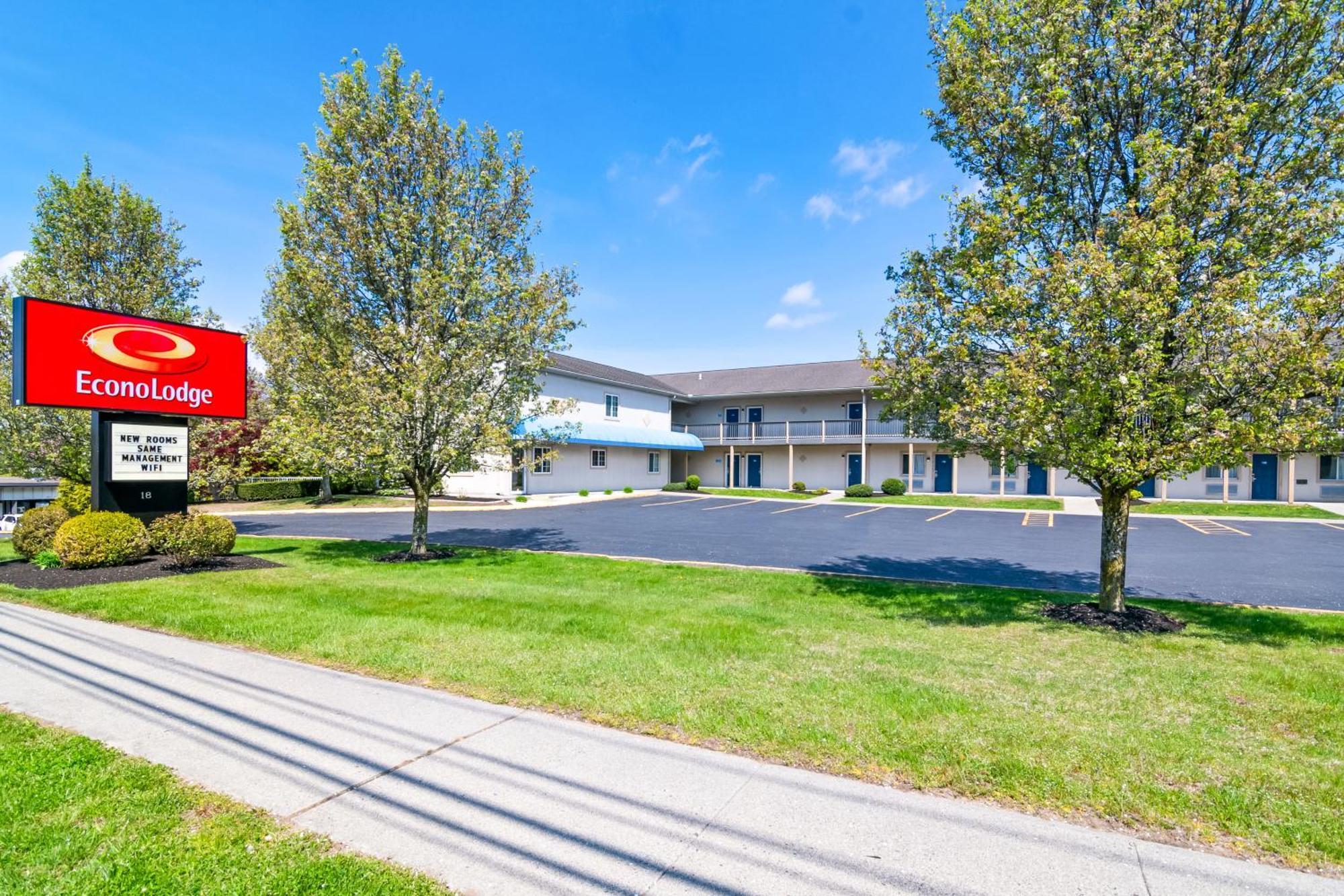 Econo Lodge Bethel - Danbury Kültér fotó