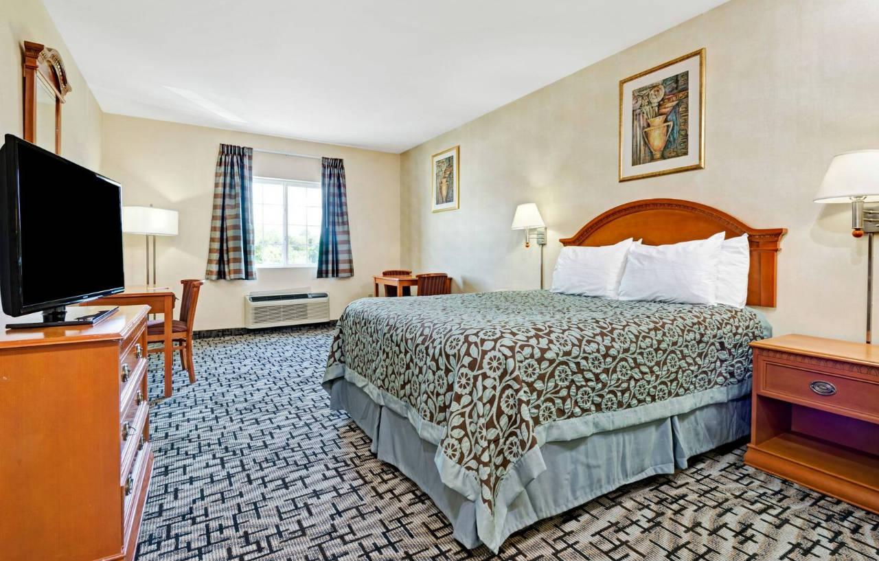 Econo Lodge Bethel - Danbury Kültér fotó